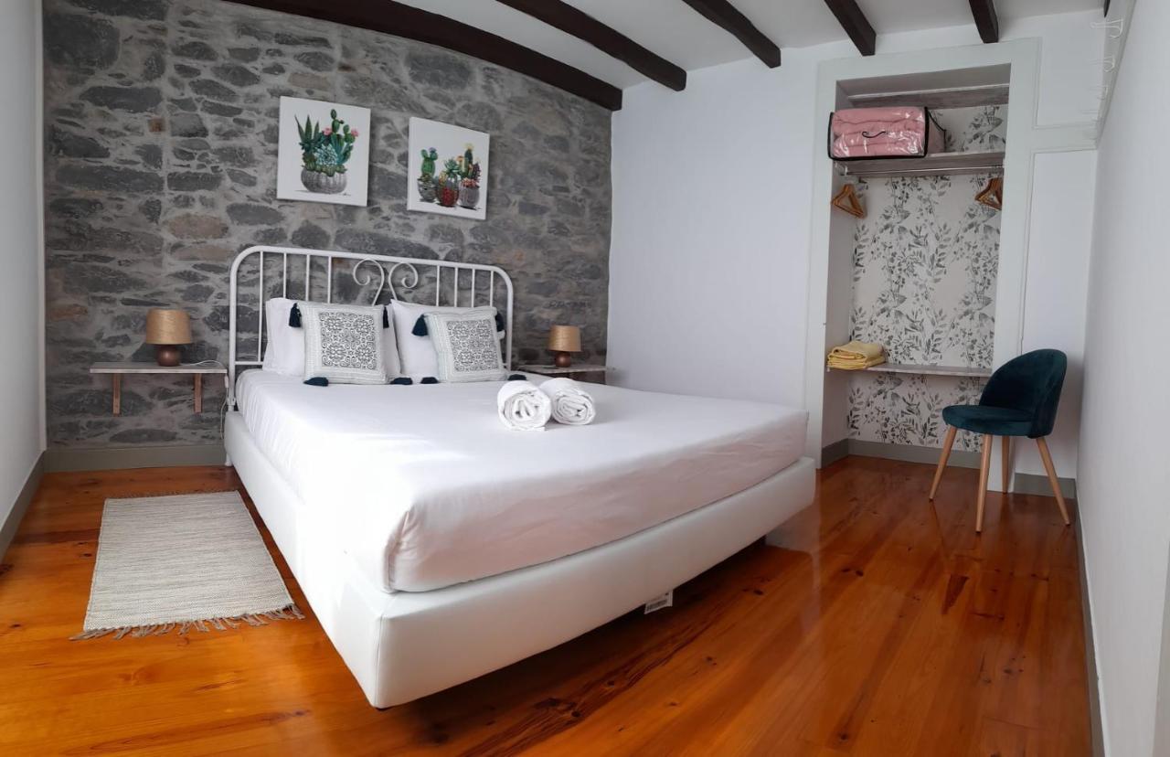 Casa Velha D Fernando E Casa Avo Augusta Hotel Ribeira Brava Buitenkant foto